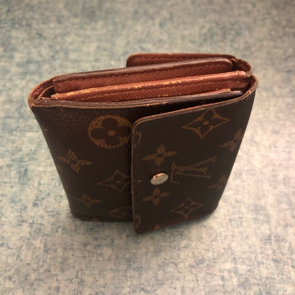 Vintage Louis Vuitton Monogram Wallet - Picture 3 of 8